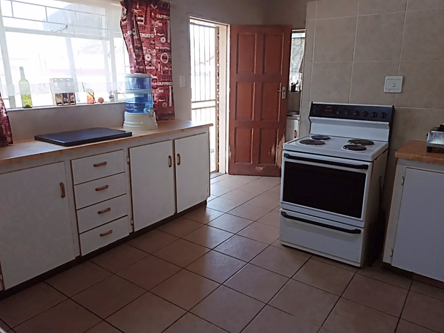3 Bedroom Property for Sale in Potchefstroom South North West